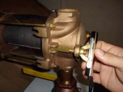 Top Shelf Marine Strainer & Wingnut Key -Fishing Tackle Sale top shelf 02swk marine strainer and wingnut key 93872.1697112120